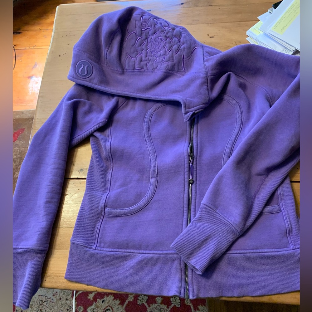 RARE- Lululemon Chakra Lotus Scuba-Sz 12- Embroidered Lotus🪷 on Hood- Purp- SE - Picture 7 of 17